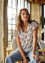 Load image into Gallery viewer, MABE STELLA SHORT SLEEVE TOP