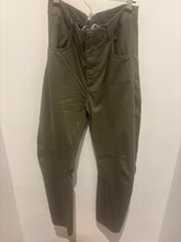 Load image into Gallery viewer, BARCELONA BRUSHED COTTON STRETCH BARREL LEG JEANS