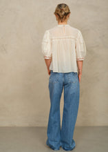 Load image into Gallery viewer, MABE FLEUR SHORT SLEEVE TOP