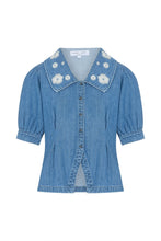 Load image into Gallery viewer, Seventy +Mochi Cassie Top in his Malibu Embroidery
