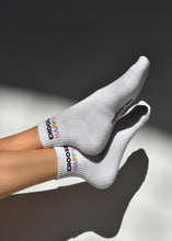 Load image into Gallery viewer, Soxygen Ribbed Crew Socks

