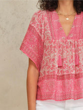 Load image into Gallery viewer, M.A.B.E Esti Print Short Sleeve Top
