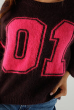 Load image into Gallery viewer, One Tee Naomi Pull
