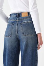 Load image into Gallery viewer, Seventy +Mochi Bo Barrel Leg Jean in Phoenix

