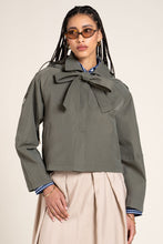 Load image into Gallery viewer, FLOTTE TUILERIES - TRENCHCOAT SHORT
