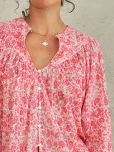 Load image into Gallery viewer, M.A.B.E Esti Print Long Sleeve Top
