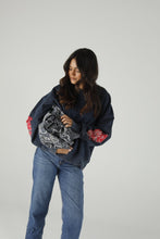 Load image into Gallery viewer, One Tee Dany Unis Sweat
