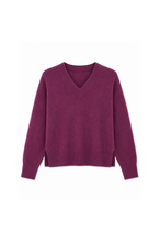 Load image into Gallery viewer, TWNS THE LABEL Boulder v neck jumper
