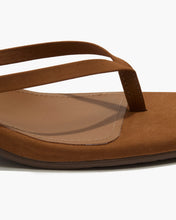 Load image into Gallery viewer, Tkees Square Toe Julia
