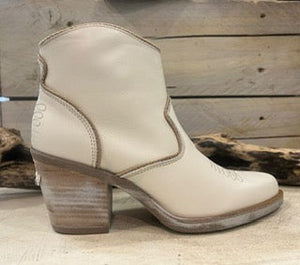 Nemonic 2202 Ankle Boot - Off White