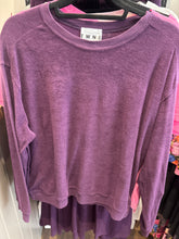 Load image into Gallery viewer, TWNS THE LABEL MANHATTAN SWEATSHIRT

