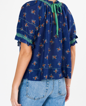 Load image into Gallery viewer, M.A.B.E Vivi Print S/S Top
