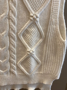 Elegance Firenze - Cable Knit Sleevless Tank - One Size