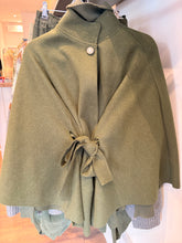 Load image into Gallery viewer, Pearl Poncho
