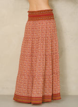 Load image into Gallery viewer, M.A.B.E Dana Maxi skirt - Red
