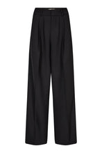 Load image into Gallery viewer, Kay Miley Sateen – Black front view
