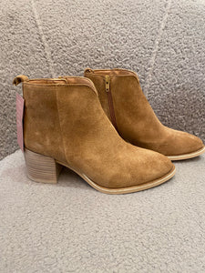Alpe Ankle Boots